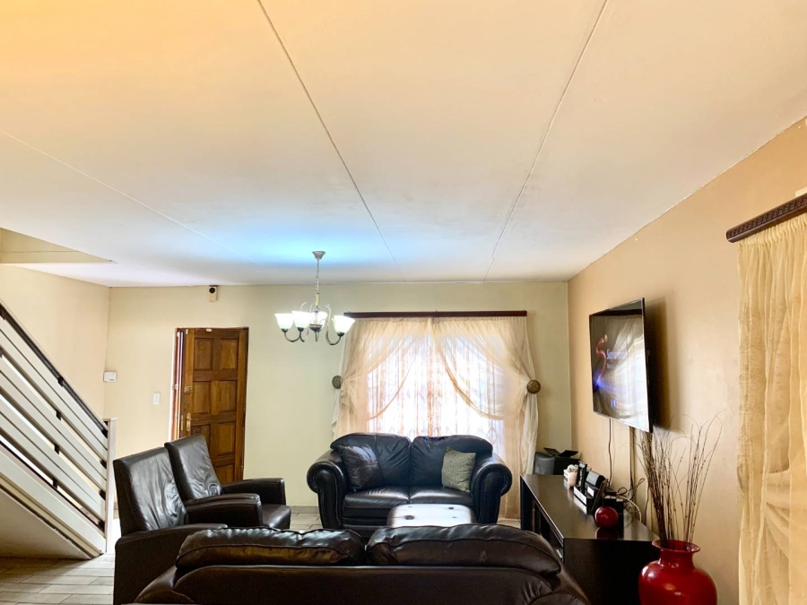3 Bedroom Property for Sale in Mandela View Free State